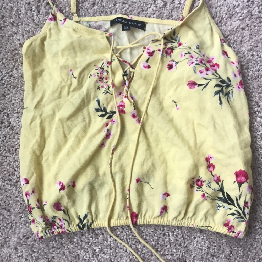 Kendall and Kylie tank